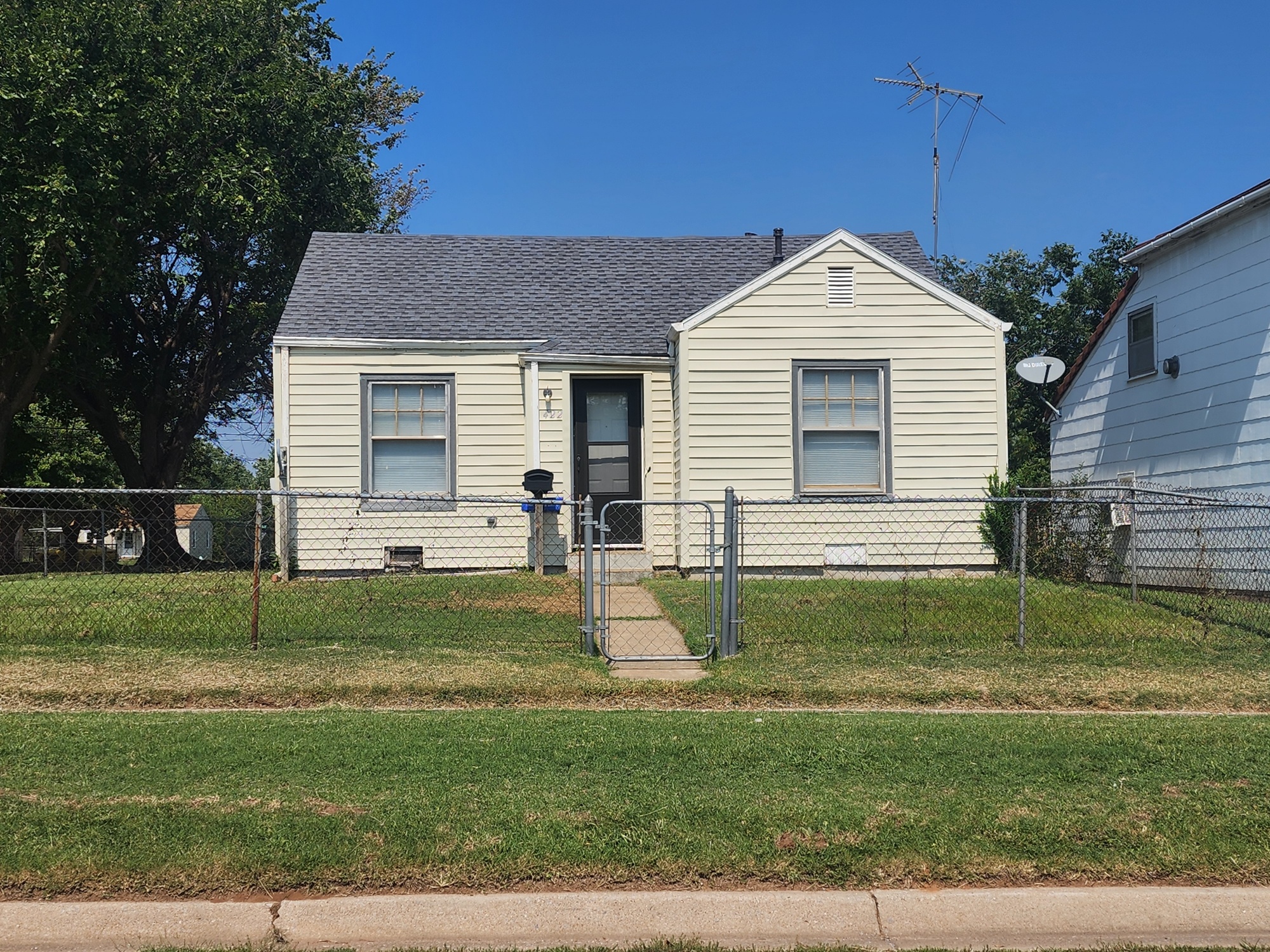 422 West Poplar Avenue
